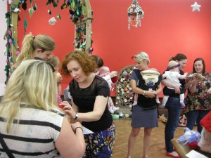 Exploring the knitted picnic in Blooming Marvellous