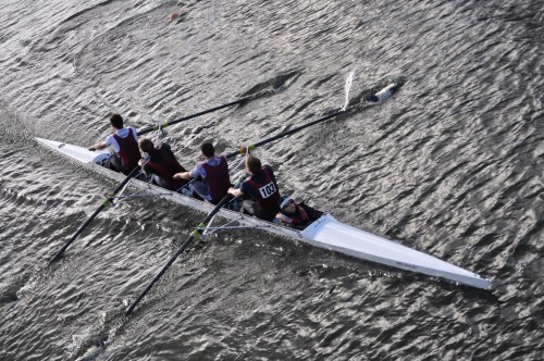 A modern bowloading coxed four